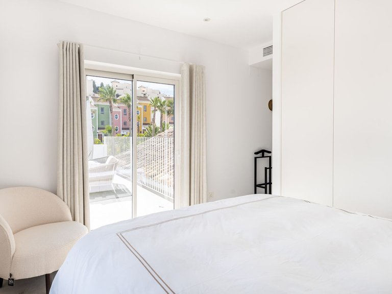 Villa for Sale in Casares Playa, Malaga 18