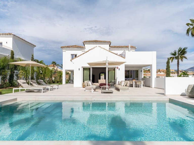 Villa for Sale in Casares Playa, Malaga 2