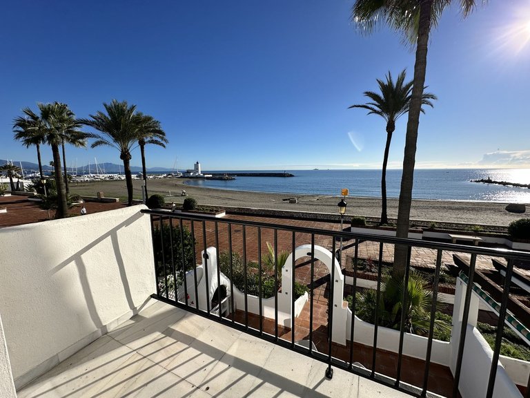 Town House for Sale in La Duquesa, Malaga 2