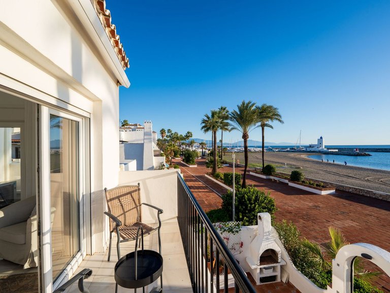 Villa for Sale in La Duquesa, Malaga 53