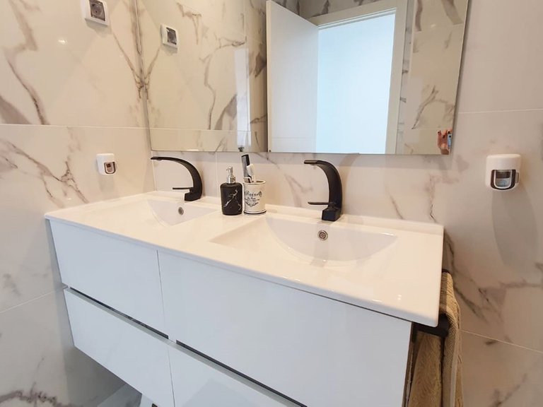 Apartment for Sale in Fuengirola, Malaga 18