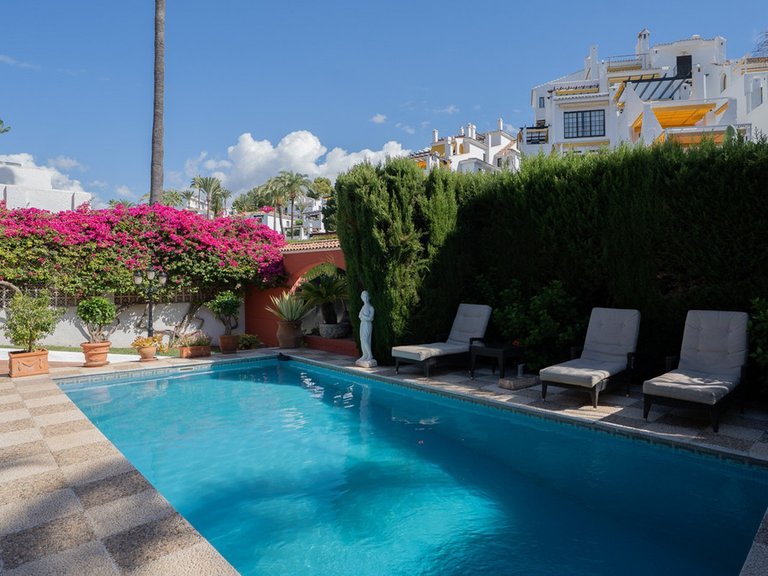 Villa for Sale in Marbella, Malaga 1