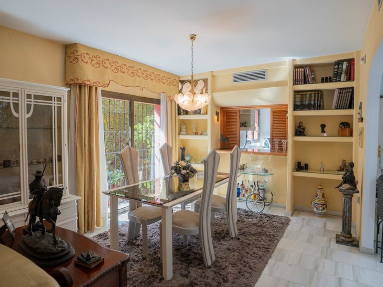 Villa for Sale in Marbella, Malaga 6