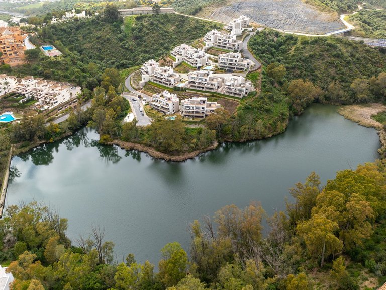 Apartment for Sale in Nueva Andalucía, Malaga 3