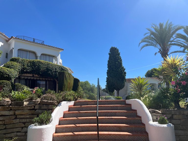 Apartment for Sale in El Paraiso, Malaga 15