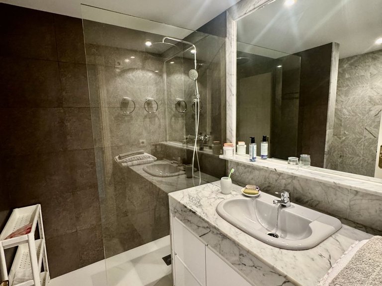 Apartment for Sale in Guadalmina Baja, Malaga 12