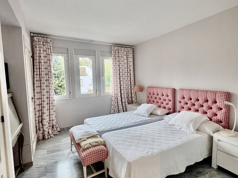 Apartment for Sale in Guadalmina Baja, Malaga 13
