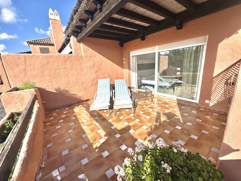 Apartment for Sale in Guadalmina Baja, Malaga 18