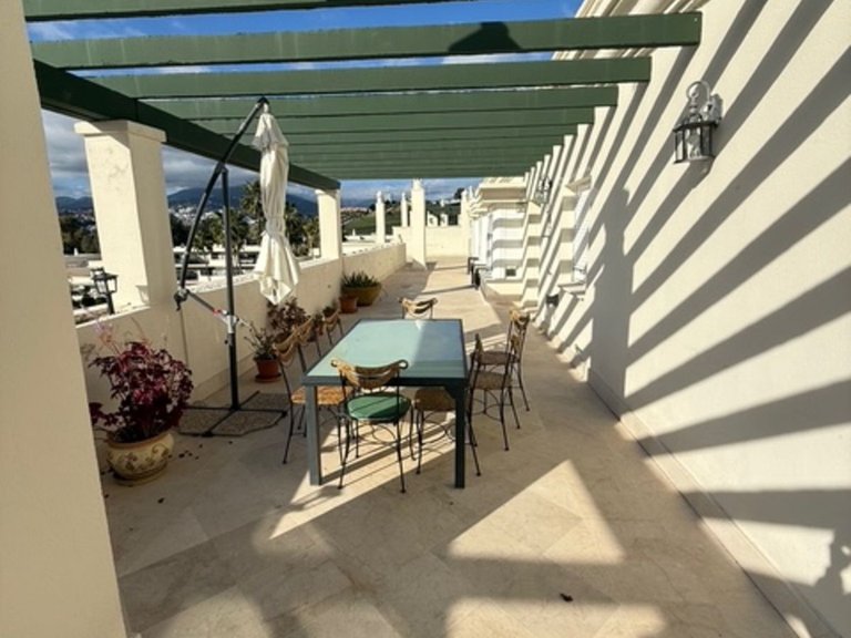 Apartment for Sale in Nueva Andalucía, Malaga 13