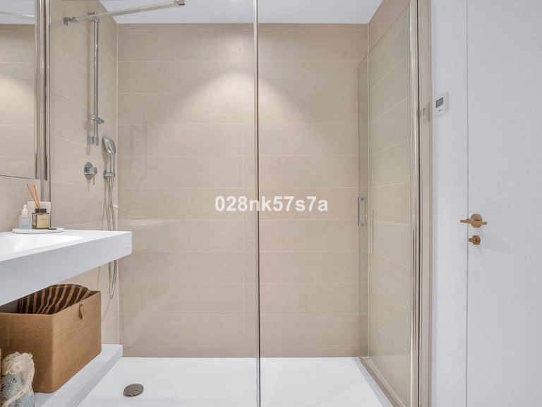 Apartment for Sale in Fuengirola, Malaga 10