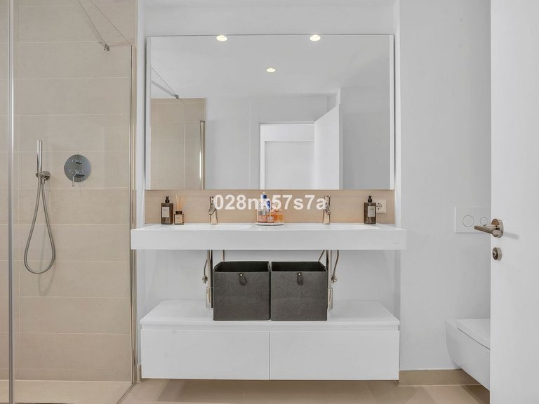 Apartment for Sale in Fuengirola, Malaga 11