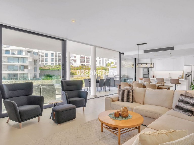 Apartment for Sale in Fuengirola, Malaga 3