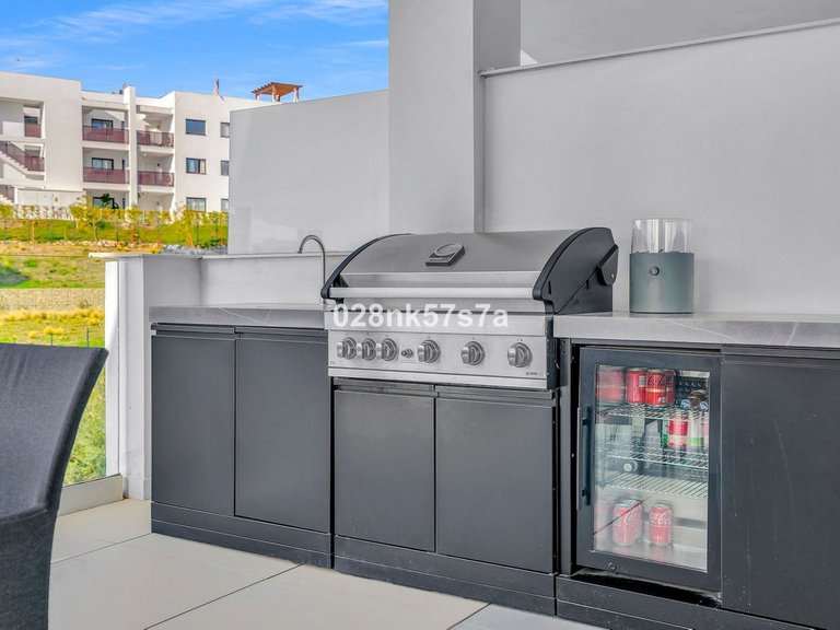 Apartment for Sale in Fuengirola, Malaga 30