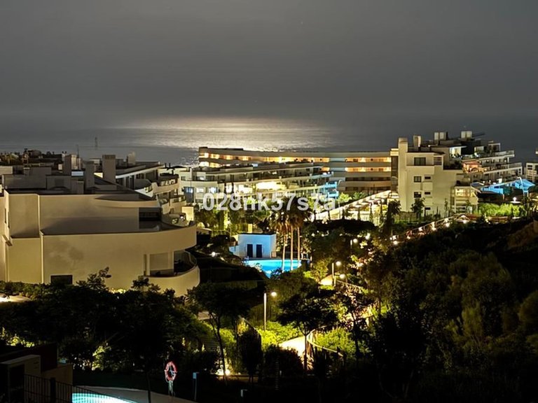 Apartment for Sale in Fuengirola, Malaga 32