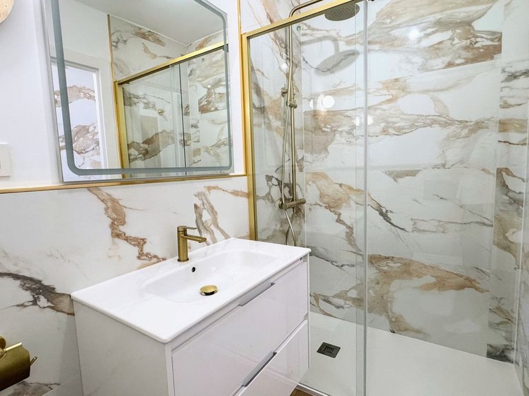Apartment for Sale in Punta Prima, Alicante 19