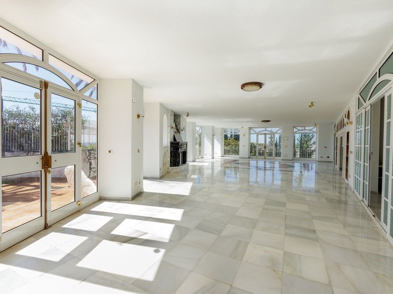 Villa for Sale in Torremuelle, Malaga 8