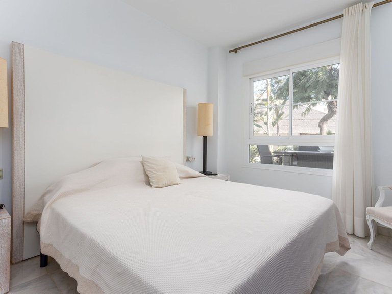 Apartment for Sale in San Pedro De Alcántara, Malaga 16