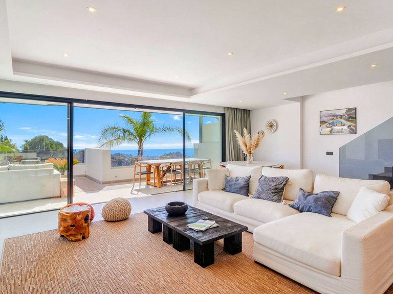 Apartment for Sale in Estepona, Malaga 1