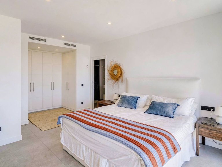 Apartment for Sale in Estepona, Malaga 22
