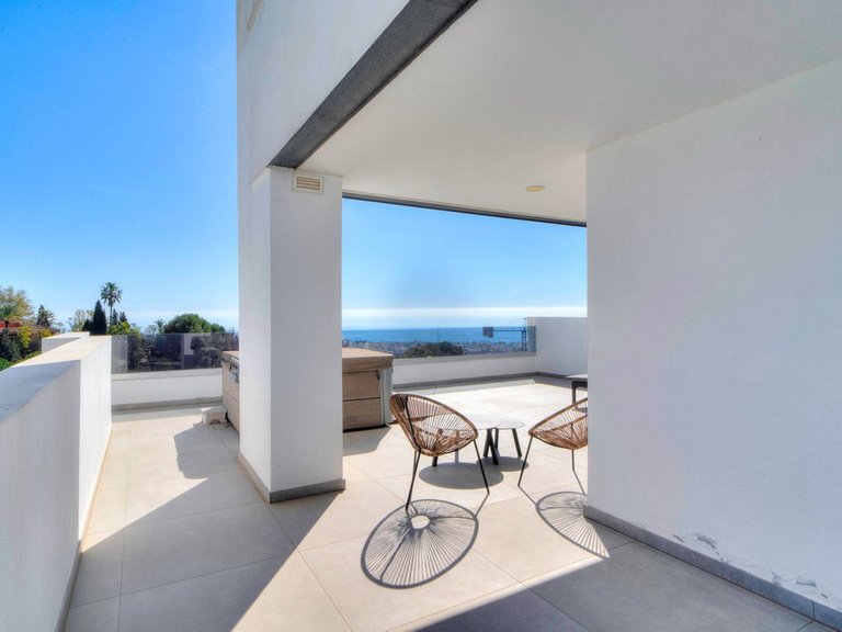 Apartment for Sale in Estepona, Malaga 34