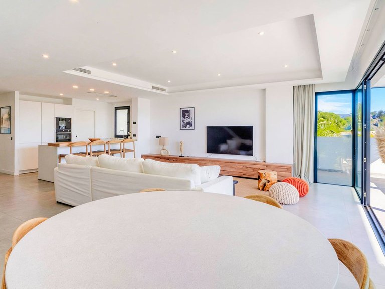 Apartment for Sale in Estepona, Malaga 7