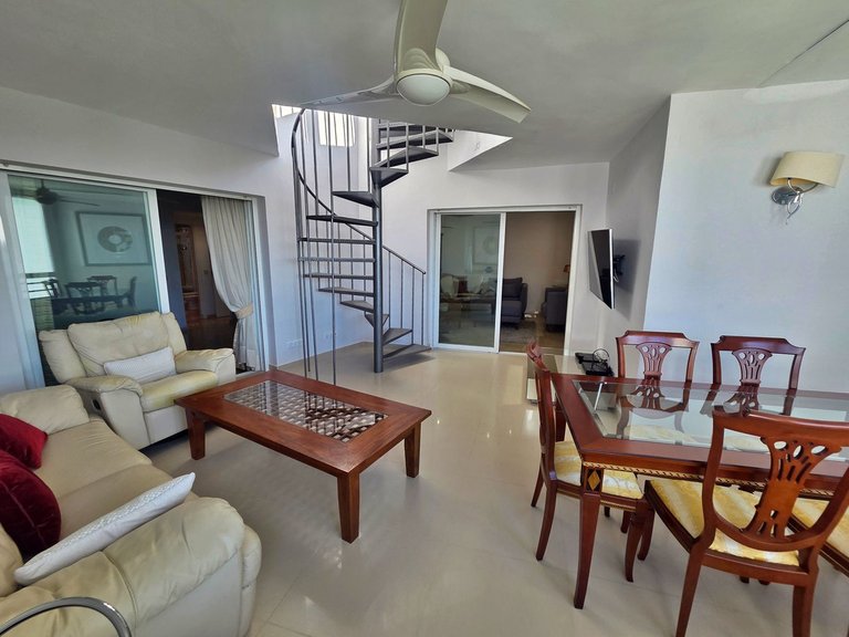 Apartment for Sale in Puerto Banús, Malaga 5