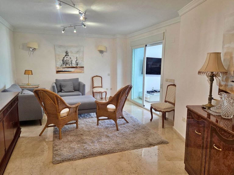Apartment for Sale in Puerto Banús, Malaga 7