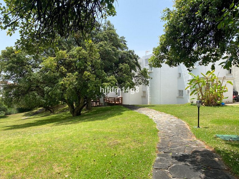 Villa for Sale in Reserva De Marbella, Malaga 24