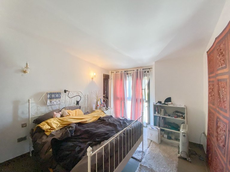 Villa for Sale in Estepona, Malaga 16