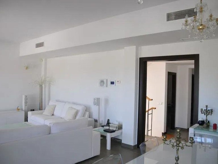Villa for Sale in Estepona, Malaga 6