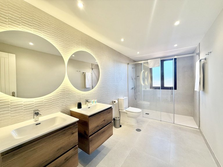 Apartment for Sale in Benahavís, Malaga 18