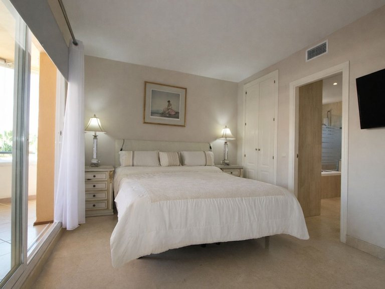 Apartment for Sale in Elviria, Malaga 27