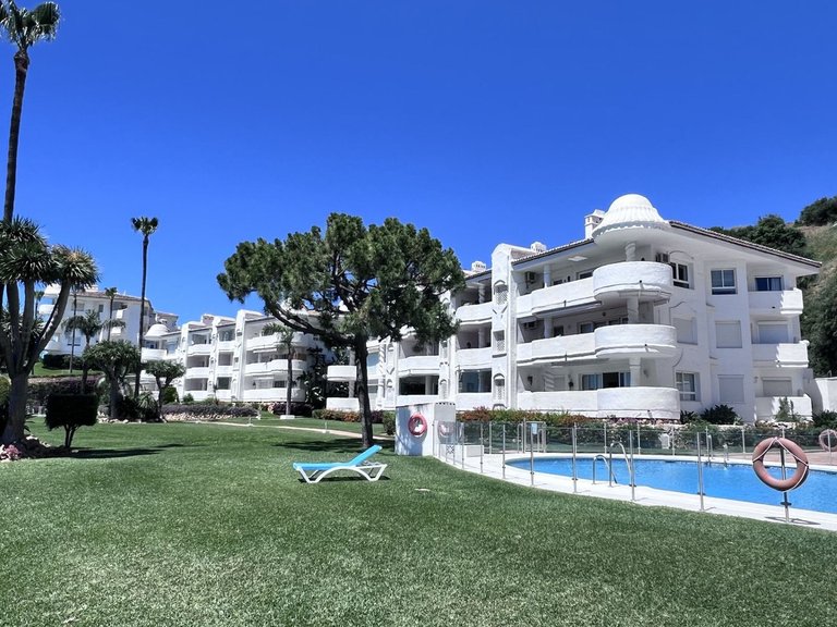 Apartment for Sale in Calahonda, Malaga 27