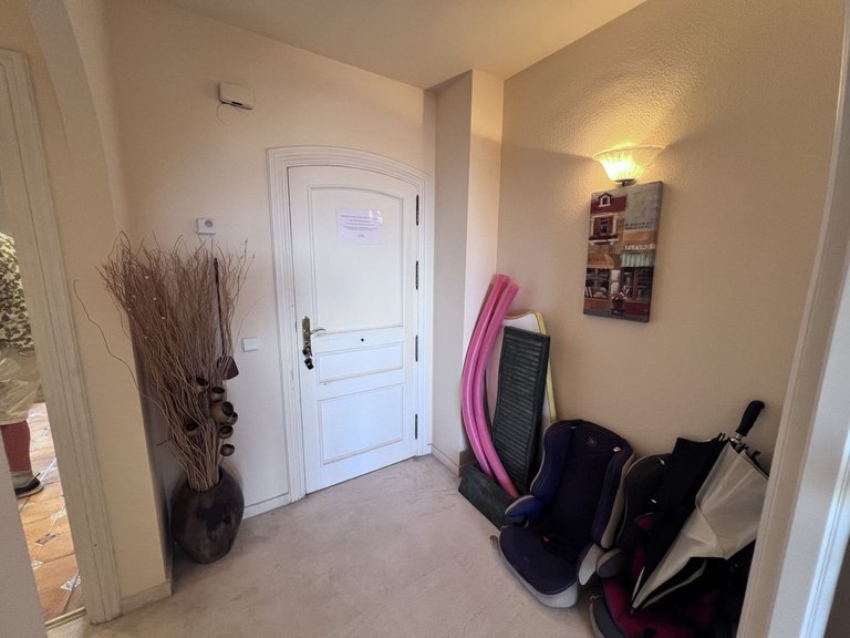 Apartment for Sale in Calahonda, Malaga 28