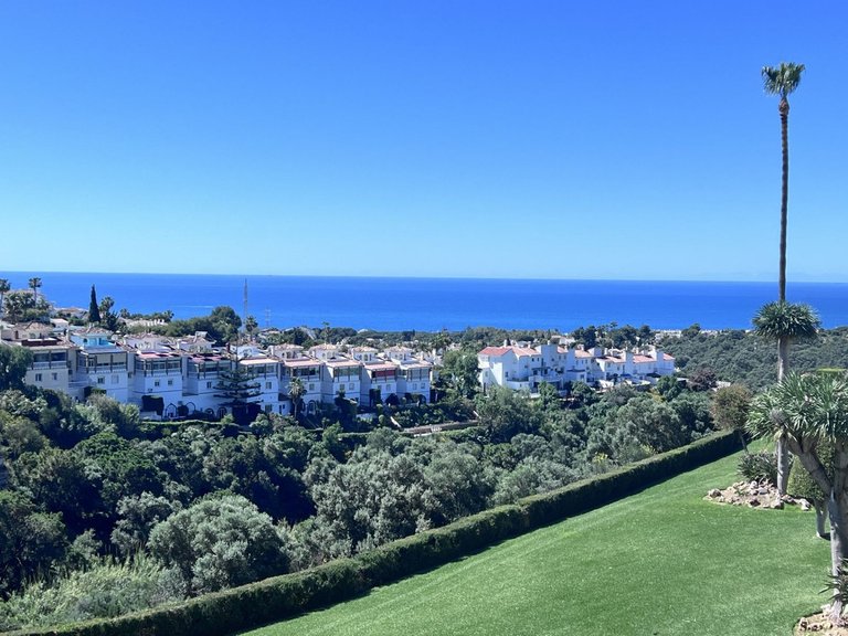 Apartment for Sale in Calahonda, Malaga 31