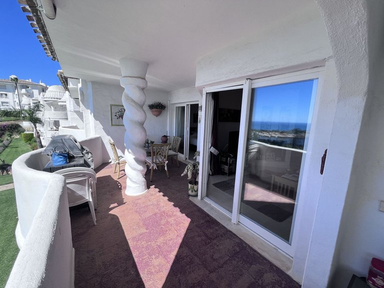 Apartment for Sale in Calahonda, Malaga 4