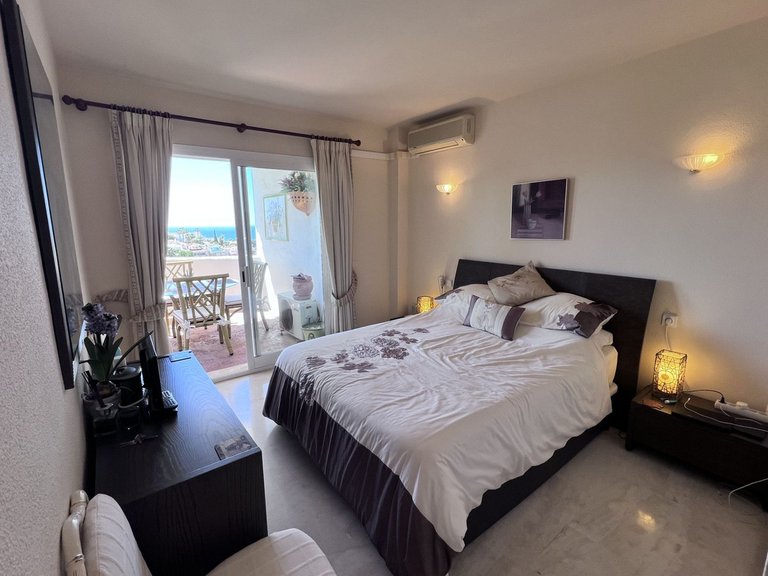 Apartment for Sale in Calahonda, Malaga 8