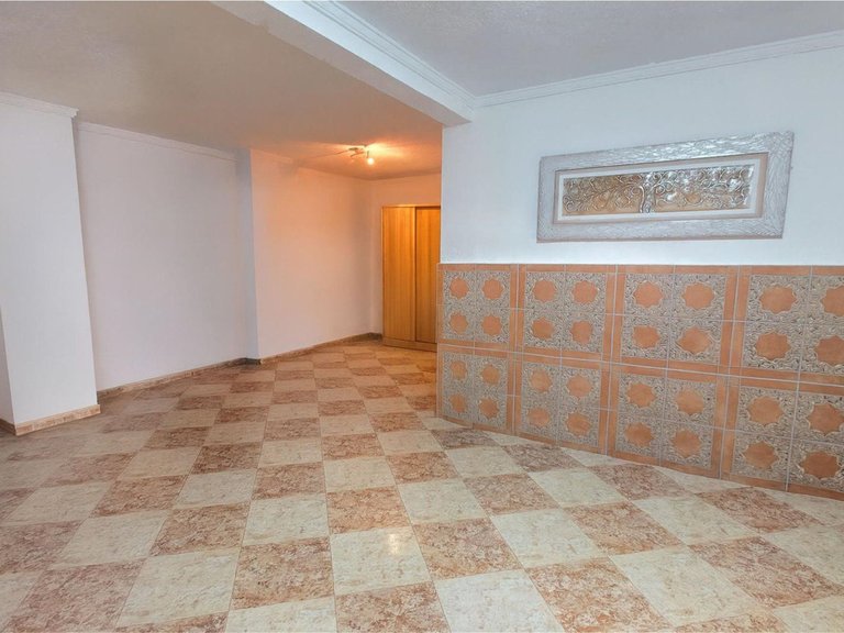 Villa for Sale in Arroyo De La Miel, Malaga 3