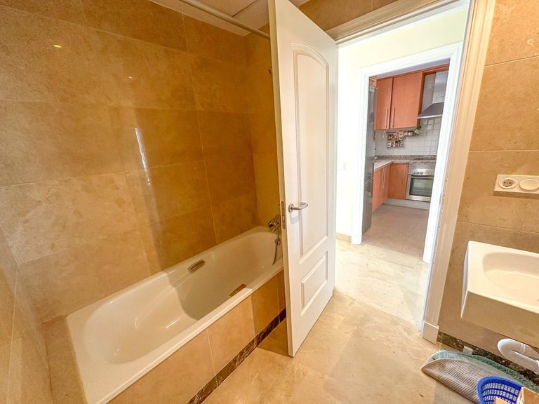Apartment for Sale in La Alcaidesa, Cadiz 9