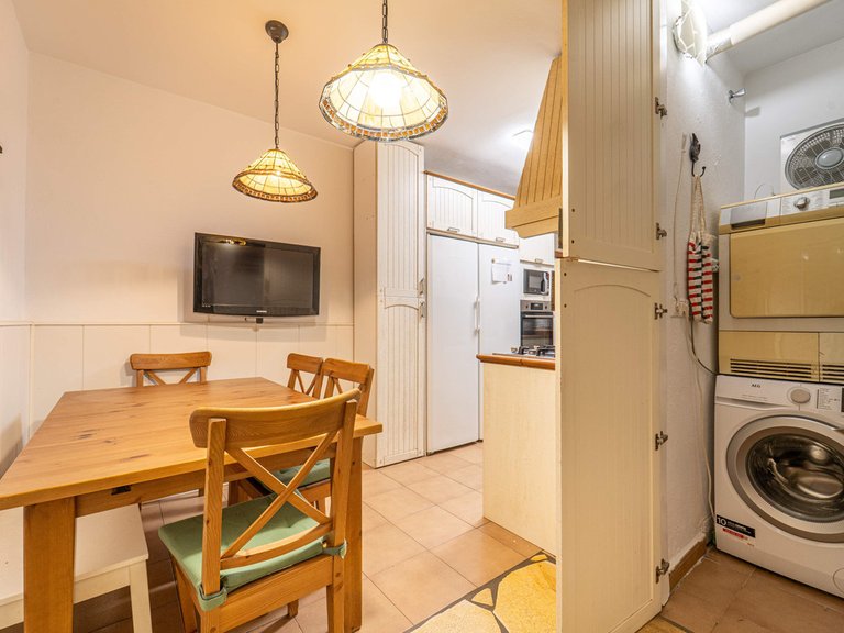 Apartment for Sale in Las Lagunas, Malaga 12