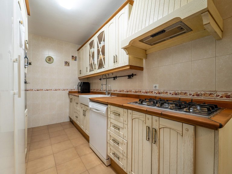 Apartment for Sale in Las Lagunas, Malaga 13