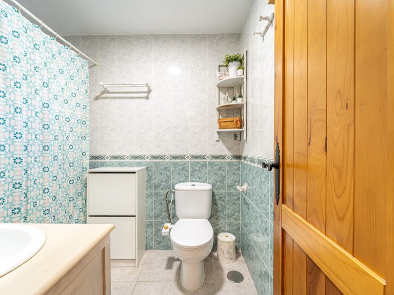 Apartment for Sale in Las Lagunas, Malaga 23