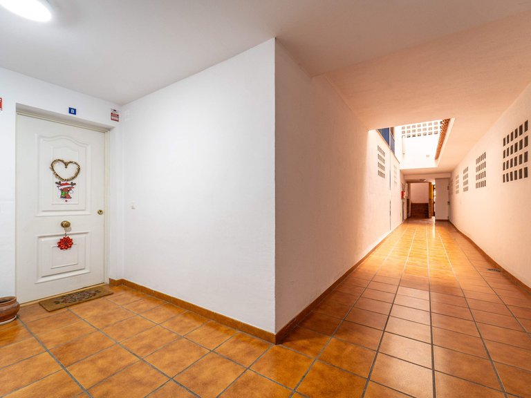 Apartment for Sale in Las Lagunas, Malaga 24