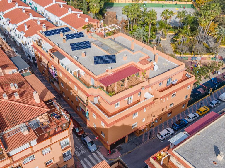 Apartment for Sale in Las Lagunas, Malaga 27