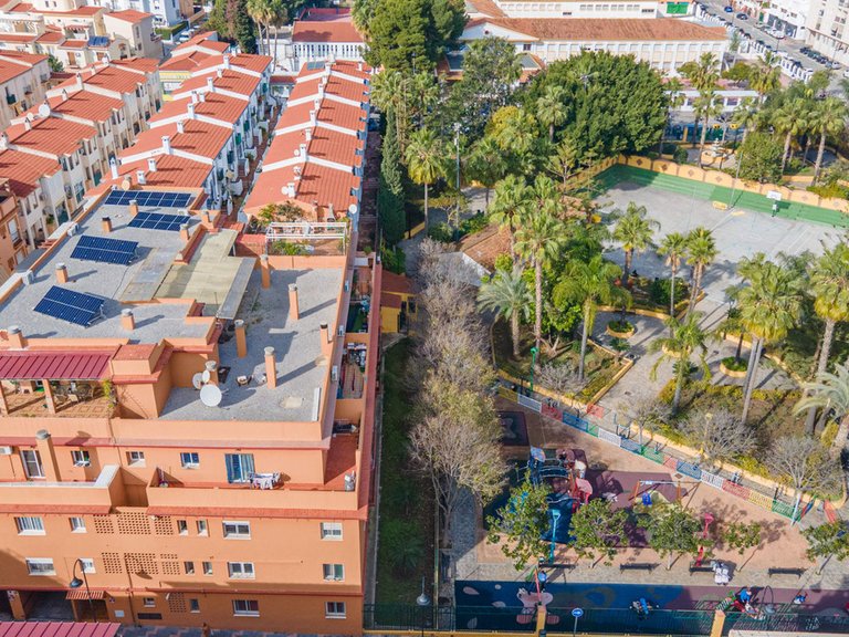 Apartment for Sale in Las Lagunas, Malaga 29
