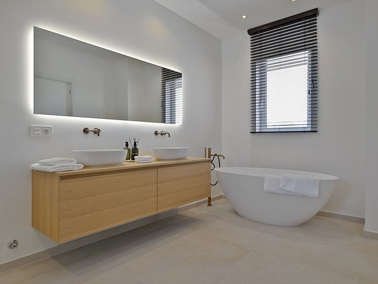 Villa for Sale in Benahavís, Malaga 14
