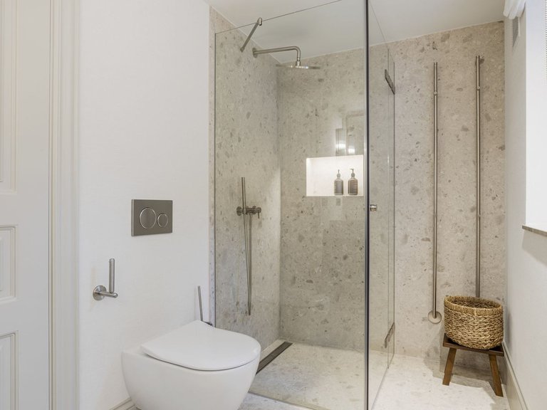 Villa for Sale in Nueva Andalucía, Malaga 18