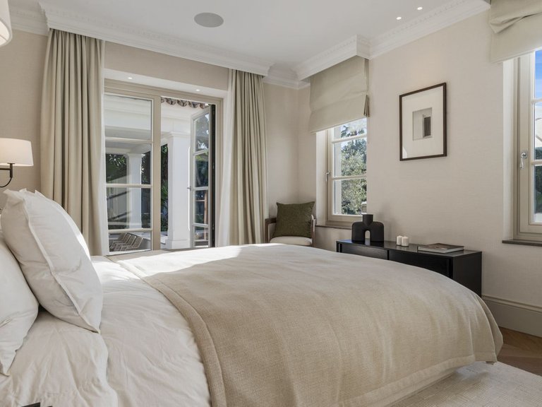 Villa for Sale in Nueva Andalucía, Malaga 21