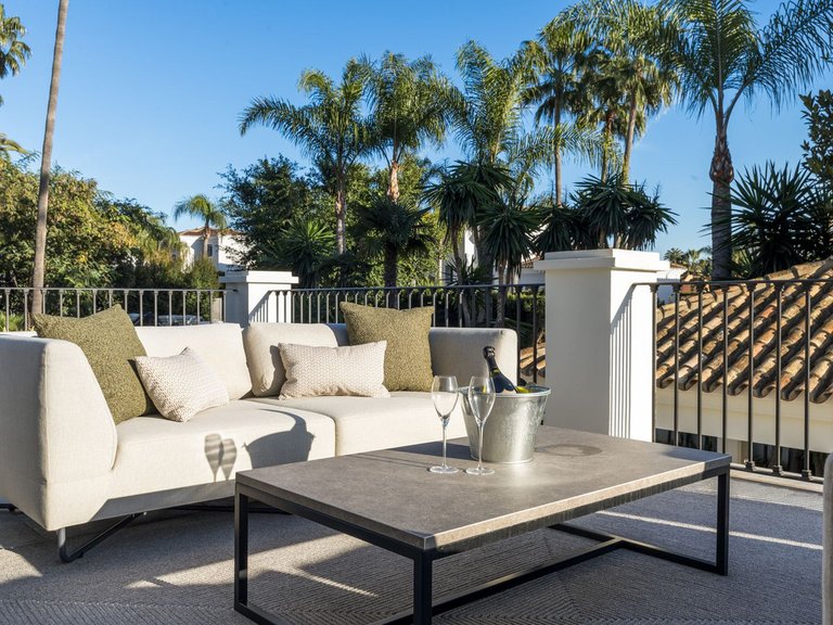Villa for Sale in Nueva Andalucía, Malaga 34