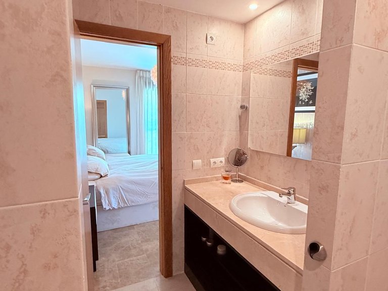Apartment for Sale in Estepona, Malaga 10
